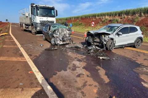 PRF atende acidente com óbito na BR-369 em Cambará (PR)