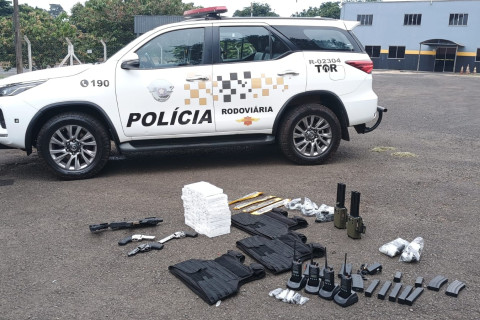 POLICIAMENTO RODOVIÁRIO REALIZA PRISÃO POR TRÁFICO DE ARMAS EM RODOVIA DE PALMITAL/SP