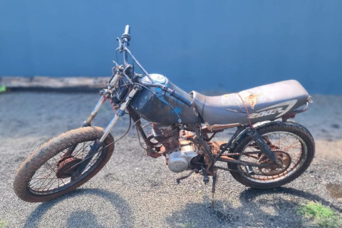 Polícia Militar apreende motocicleta no Distrito do Panema em Santa Mariana PR