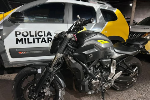 Policia Militar prende condutor de motocicleta por condução sob influência de álcool