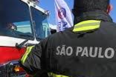 Recém-nascido e motorista morrem em acidente entre dois carros em rodovia de Assis