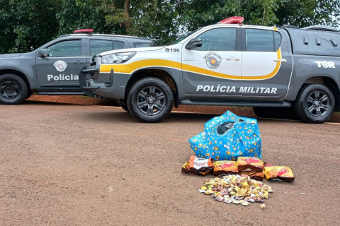 POLICIAMENTO RODOVIÁRIO ENCONTRA PASTA BASE DE COCAÍNA EM EMBALAGENS DE CHOCOLATE EM PÓ