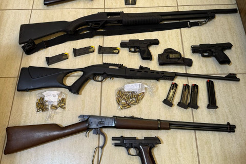 OPERAÇÃO CONJUNTA RESULTA NA APREENSÃO DE ARMAS E MUNIÇÕES EM SANTO ANTÔNIO DA PLATINA/PR